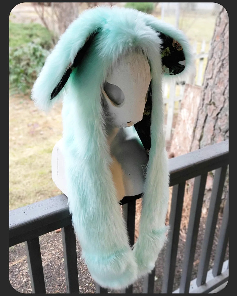 Minty Moth Lop (Full Hoods)